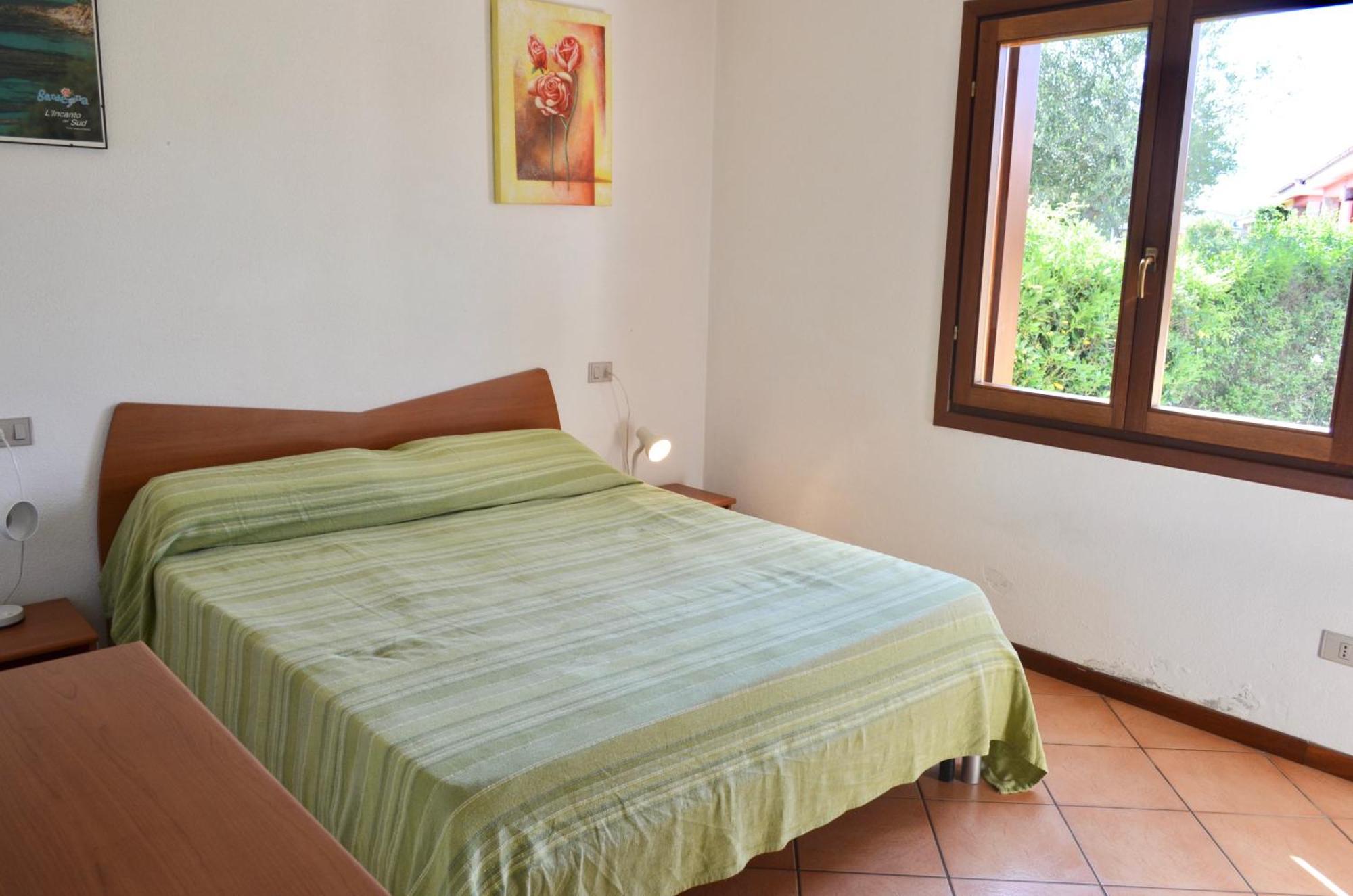 Iss Travel, Ambra Apartments - 800 M From La Cinta Beach 圣特奥多罗 外观 照片